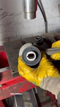 Mercedes W204: Eliminating Creaks and Noises.