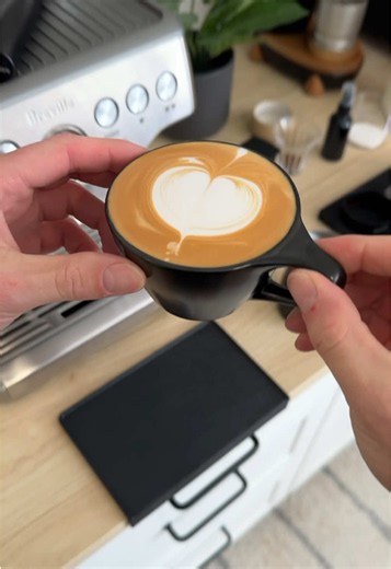 Step by step how I texturize milk on the Breville Barista Express | breville coffee machine