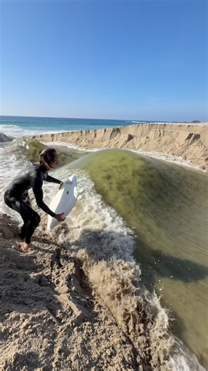 These waves are a glitch in the matrix!
