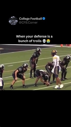 Welcome to the fastest-growing football page on TikTok 🤝🏽 #CollegeFootball #Football #CFB (via: cfb.corner/IG)