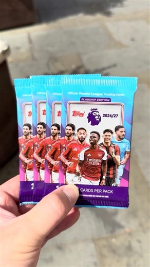 Can we hit a TOPPS EPL AUTO at Fanatics London?!