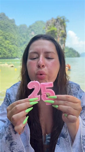 Happy 25th🥹