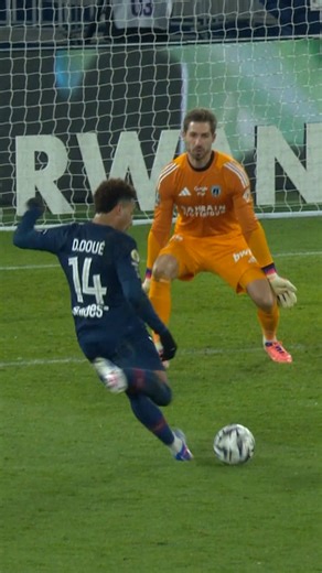 Defense like this wins games 🔴🔵 | PSG - Paris Saint-Germain