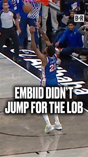 The lob to Embiid didn't go as planned 😭