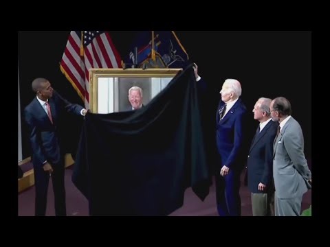 Biden’s ON-STAGE HUMOR sparks VIRAL OBAMA MOMENT at Syracuse event