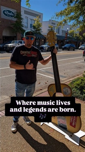 ❤️ Sometimes you visit a place and something just feels right. #tupelo