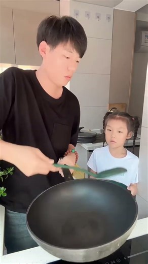 It's just a trick, who can't do it!#funny #cute #comedy