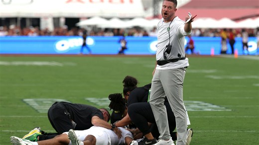 Oregon coach Dan Lanning blasts disgusting play by USC that injured Dante Moore