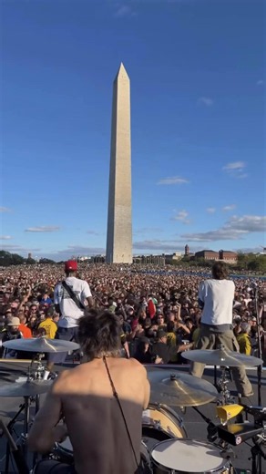 Turnstile Washington Monument live performance 10/24/26