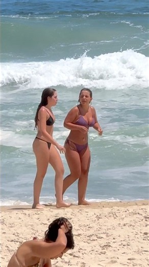 🇧🇷 Ipanema Beach A Windy Day