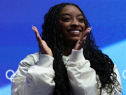 Simone Biles reveals why she does Pilates despite hating it: "I love sharing it with him"