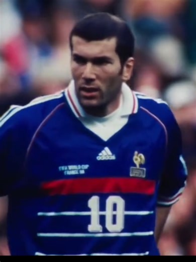 Zinedine Zidane: A Masterclass in Football Skills