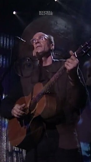 James Taylor Honors Joni Mitchell with “Woodstock” at Rock Hall