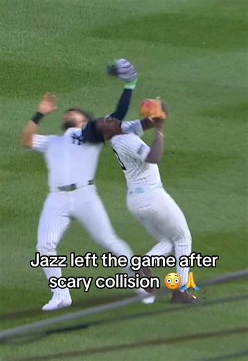 Jazz and Dominguez run into each other trying to catch a pop up 😳 @MLB @YES Network #baseball #mlb #yankees #jazzchisholm #sports
