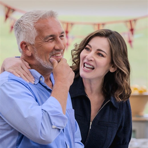 Bake Off contestant's cake falls to floor during crunch show judging