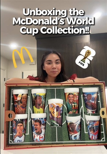 The coolest gifts I’ve ever gotten 😭❤️ #mcdonalds #worldcup #mundial2026 #fifa #unboxing