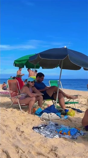 🇧🇷 Ipanema Beach a Hot Day in Rio de Janeiro