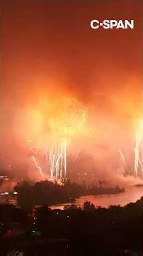 Fireworks light up DC sky on 250th anniversary