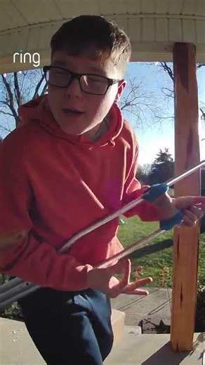 Tucker goes up the stairs without using his crutches for the first time since his knee surgery 💪