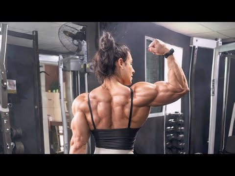 Camila Carvalho Female Bodybuilder | Strong, Shredded & Confident