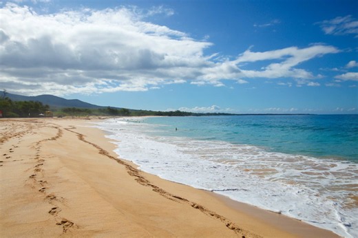 California woman dies after being pulled from ocean at remote Maui beach