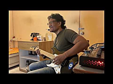 JUMP – Van Halen | (X'masTribute to Eddie Van Halen) #christmas #eddievanhalen #jump #tribute