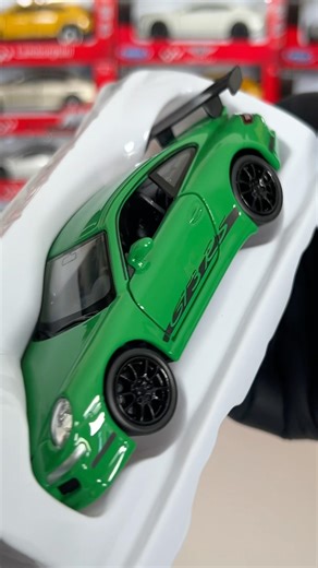 Welly Porsche GT3 RS 1:36 🔥 Big Scale Track Beast!