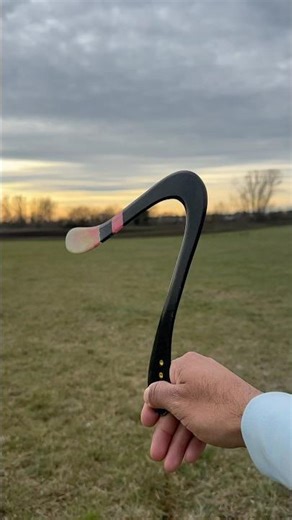 50 meter boomerang throw and return