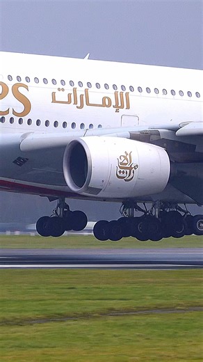 Rate this A380 Landing 👇 | Airliners Live