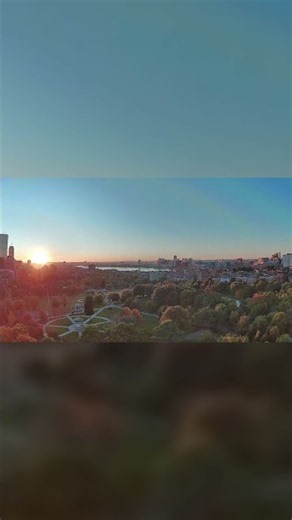 Pink sky at sunset over Boston, frame by frame 🌸 Oct 24