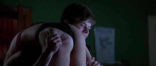 Alyssa Milano sexy – Fear (1996)