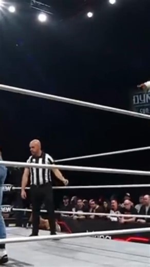 ORANGE CASSIDY, RODERICK STRING, KEVIN KNIGHT, & MISTICO VS THE DEATHRIDERS & THE DOGS #aew #aewcollision #prowrestling