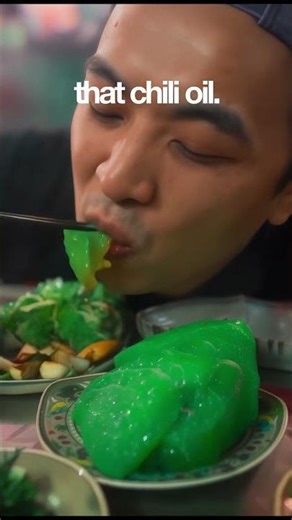 Sora 2, Show Me Alien Mukbang