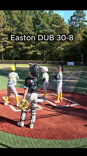 9U Kaden Tutton GOES YARD! 💣 Easton DUB 30" -8 #shorts