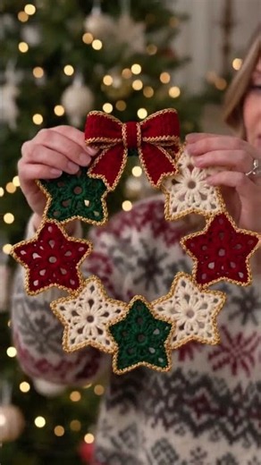Crochet Christmas Star Wreath 🎄 DIY Christmas Decoration | #Shorts