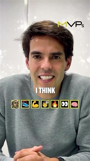 KAKÁ BUILD PERFECT PLAYER 🎥 #kaka #teammates #shortsfootball