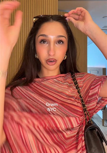 Styling a Missoni Cape Top for Summer in NYC