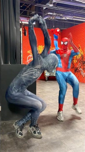 Venom really scared Spider-Man😂#funny