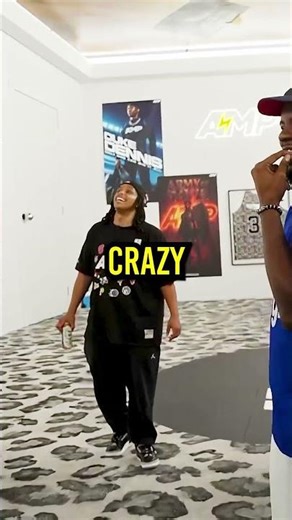 Kai Cenat Uses His Giant-Sized Streaming Setup! 😂👀