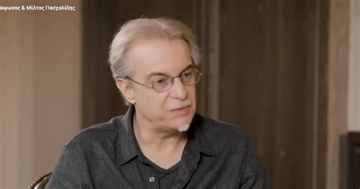 Μίλτος Πασχαλίδης: Η σπάνια εξομολόγηση για τις κόρες και τη σύζυγό του - «Είμαστε μαζί 12 χρόνια και ακόμα μου λείπει όταν φεύγω»