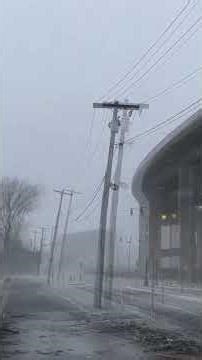 Extreme winds cause 30 feet waves on Lake Erie in Buffalo