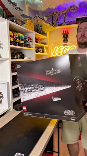 LEGO Star Wars Super Star Destroyer Unboxing | Epic Build!