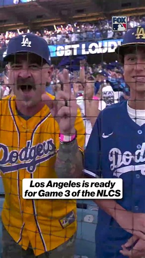 Dodgers fans are ready for Game 3 ⚾️ #mlb #LAdodgers #Brewers #NLCS