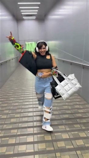 vaishnavi nayak hot in vacation #reels #shorts #actress