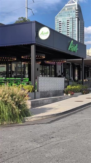 THE CUSTOMER SERVICE IS SO NICE! aviva buckhead atlanta #AVIVA #foodie #foodreview #Mediterraneanfood #food