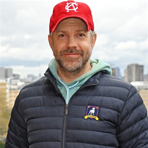 Jason Sudeikis Enjoys WNBA Game With His & Olivia Wilde's Kids
