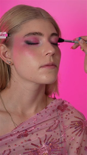 ASMR Zara Larsson Makeup Inspiration | Pink Glam, Glitter, Face Gems & Bold Look | Soft-Spoken #asmrrealperson #asmrrelax #ivybasmr #zaralarsson #makeuplook #asmrtok