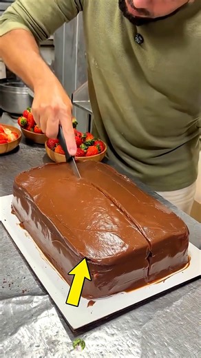 Amazing Cake Transformation! Simple Cake Turned Into a Beautiful Masterpiece 🍓🎂