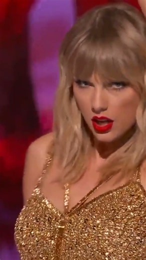 Taylor Swift's July 2026 wedding at Madison Square Garden: the bracelet story