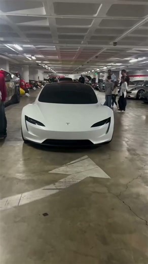 Tesla Roadster — The Car That Might Beat Every Supercar #billionaire #automobile #carshorts #luxury